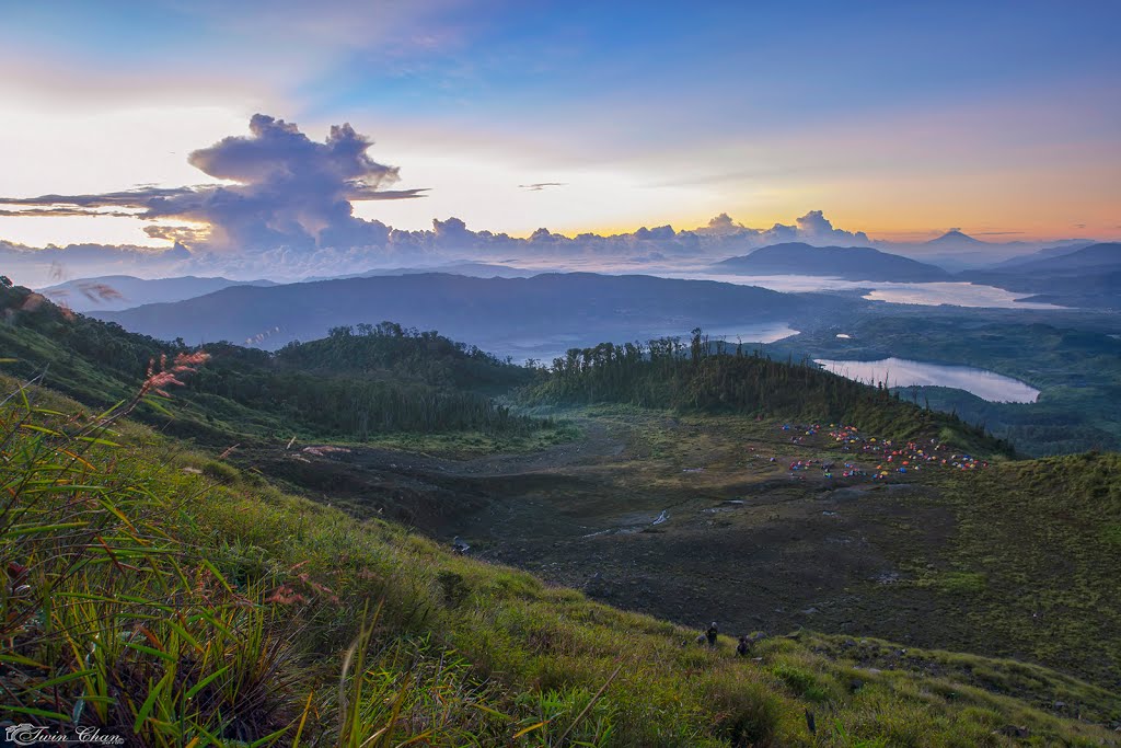 Treking Cantik ke Gunung Talang oleh Sutomo Paguci Halaman Treking Cantik ke Gunung Talang oleh Sutomo Paguci Halaman