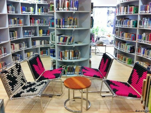 Perpustakaan Modern  dan Nyaman di Kampus Atma Jaya Jakarta   Perpustakaan Modern  dan Nyaman di Kampus Atma Jaya Jakarta