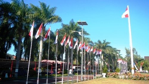 Kibar Merah Putih Di Taman Tugu Selong Kompasiana Com
