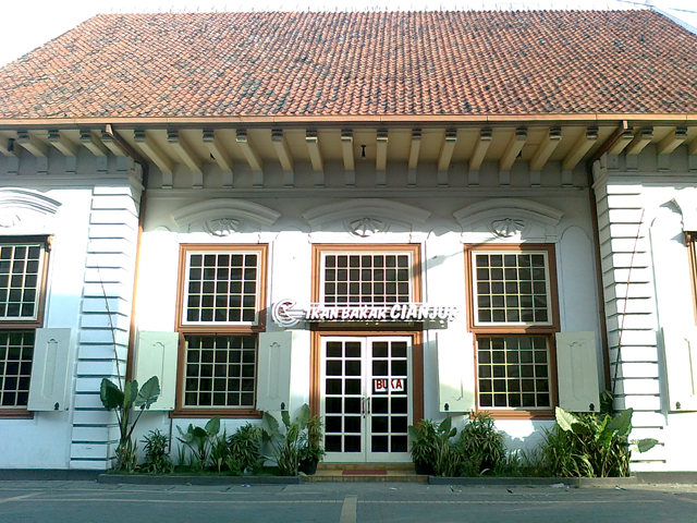 Kesalahan Kecil Di Sebuah Bangunan Ala Belanda Di Kota Tua