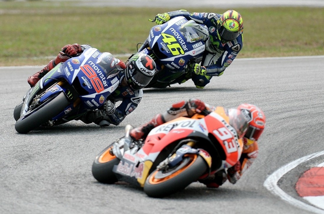 Tujuh Cerita Tentang Keseruan Dan Drama MotoGP Sepang 2015 Oleh