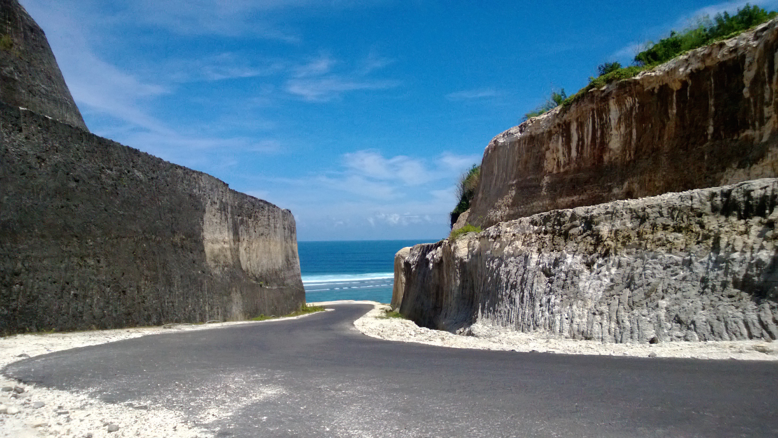 Cantiknya Pantai Pandawa Kutuh Bali Kompasiana Com