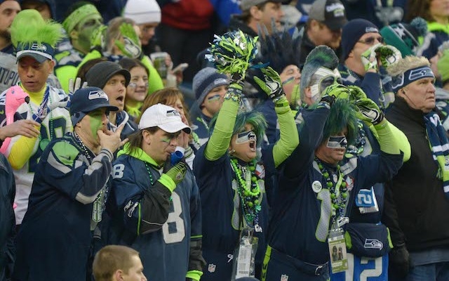 Cara Fans Seahawks Mendukung Timnya Contoh untuk Bonek Cara Fans Seahawks Mendukung Timnya Contoh untuk Bonek