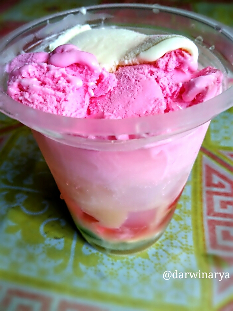 Pelangi Penghilang Dahaga Kompasiana Com