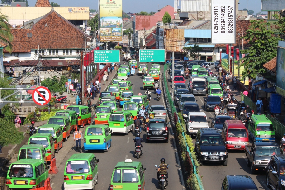 Angkot  Ngetem Penyebab Kemacetan di  Bogor  Halaman 1   Angkot  Ngetem Penyebab Kemacetan di  Bogor  Halaman 1