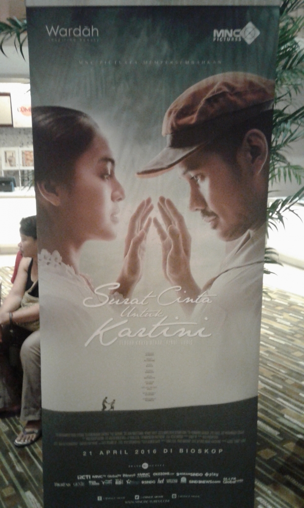 Review Film Surat Cinta Untuk Kartini Tukang Pos Di Antara Kegundahan Puteri Ningrat Jawa Halaman All Kompasiana Com Review Film Surat Cinta Untuk Kartini Tukang Pos Di Antara Kegundahan Puteri Ningrat Jawa Halaman All Kompasiana Com