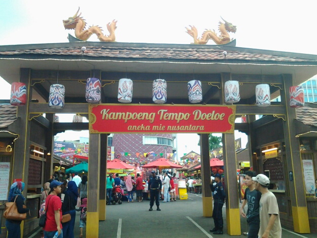 Di Kampoeng Tempo Doeloe JFFF 2016 : 1001 Rasa Nusantara Dalam Suasana ...