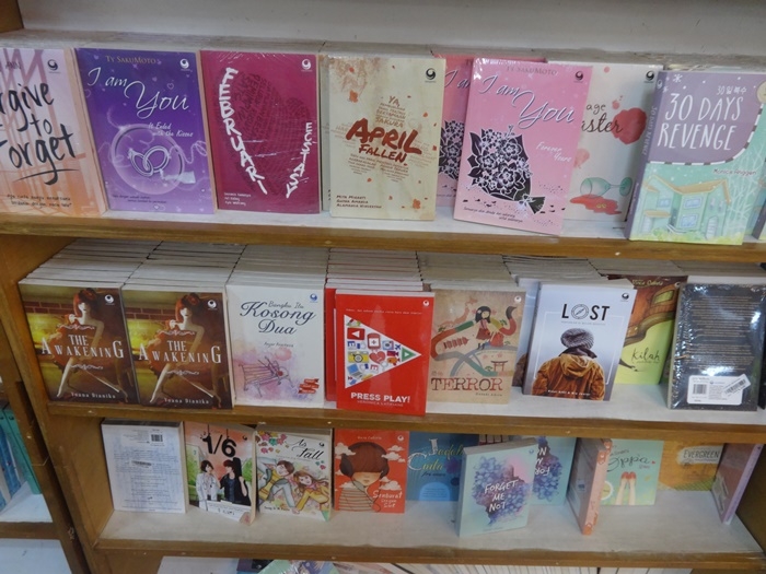 Ketika Bahasa Inggris Lebih Memikat Untuk Judul Novel