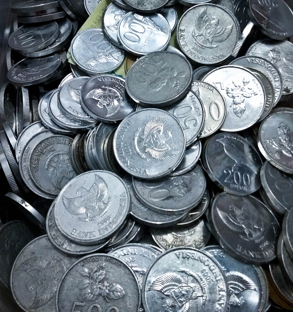 Stop Kebiasaan Menimbun Uang Koin Kompasiana com Stop Kebiasaan Menimbun Uang Koin Kompasiana com
