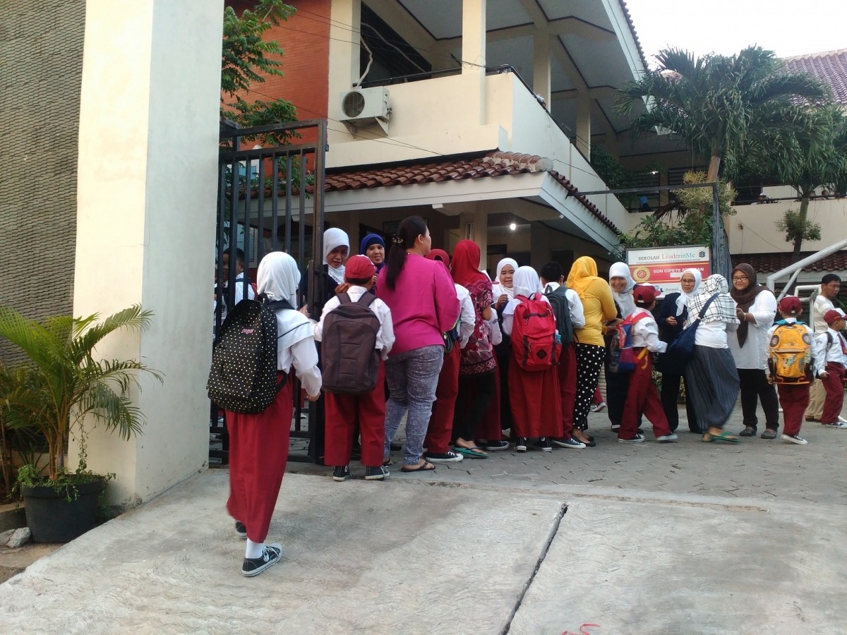Hari Pertama Sekolah Hari Pertama Sekolah