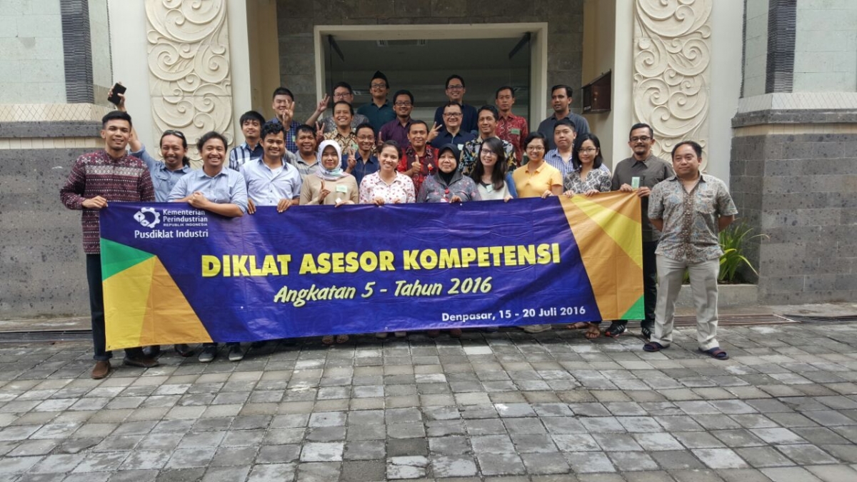 Dunia Animasi Indonesia Menuju Titik Terang Oleh Fathurrahman Dunia Animasi Indonesia Menuju Titik Terang Oleh Fathurrahman