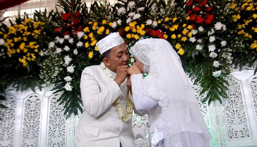 Pernikahan Adat  Sunda dan Makna Prosesinya oleh Gapey  Pernikahan Adat  Sunda dan Makna Prosesinya oleh Gapey