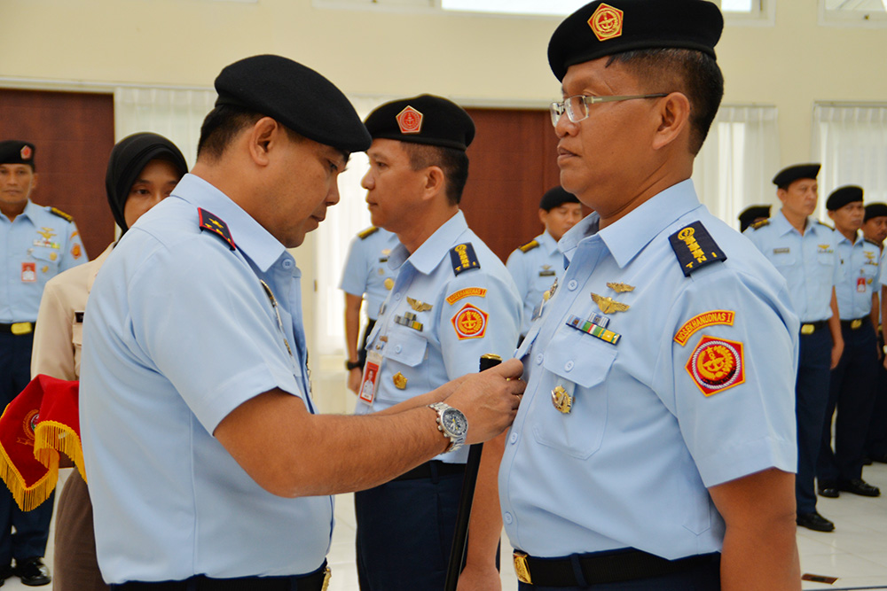 Kran bilan onanizm porno video