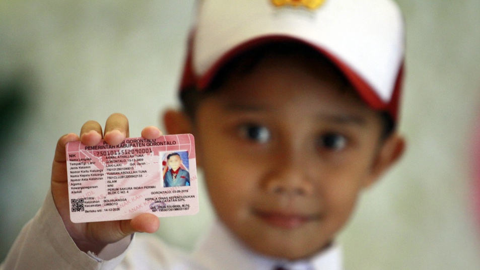 Pemanfaatan KIA Kartu Identitas Anak Sebagai Upaya Pemanfaatan KIA Kartu Identitas Anak Sebagai Upaya