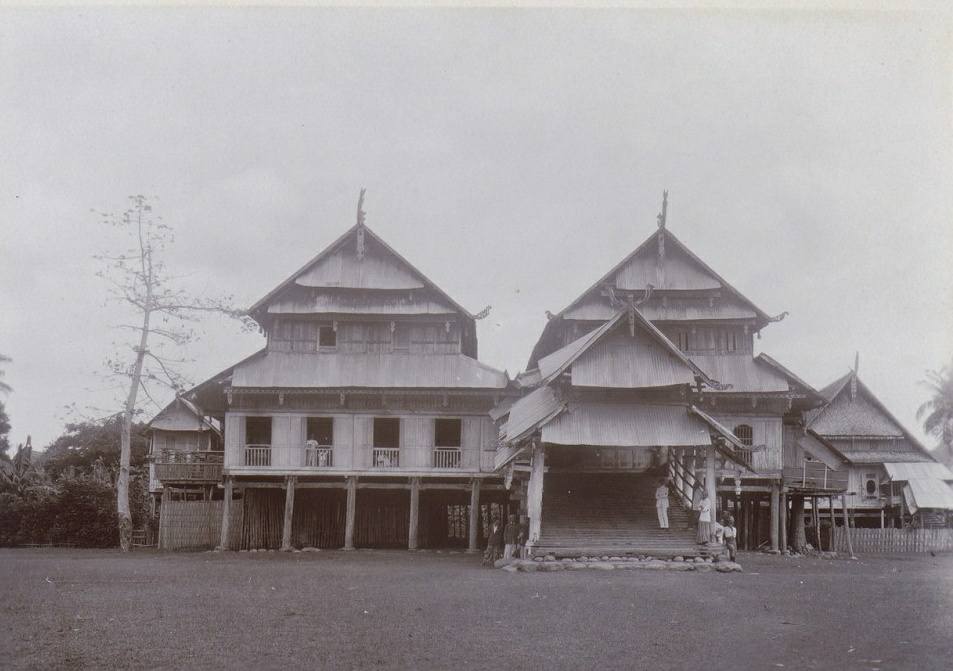 35+ 5 Keunikan Rumah Panggung Background
