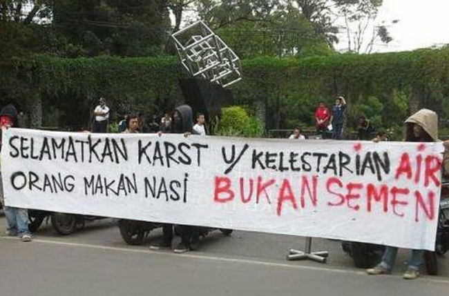 Konflik Dan Kerusakan Lingkungan Pembangunan Pabrik Semen Di