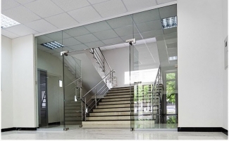 Awas Pintu Kaca Transparan Banyak Memakan Korban Halaman All Kompasiana Com