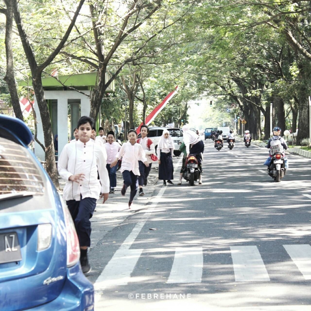 Kesenjangan Pendidikan Akan Karakter Bangsa oleh Febrehane Kesenjangan Pendidikan Akan Karakter Bangsa oleh Febrehane