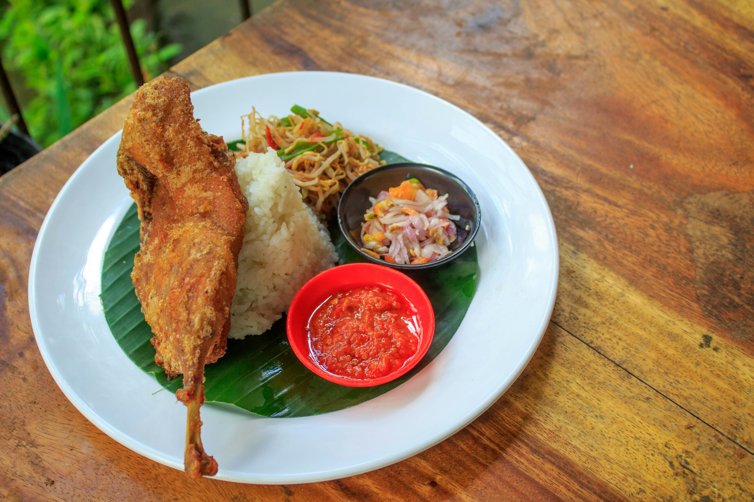 Crispy Duck Hingga Saus Texas Ala Nicks Place Lembongan Oleh Darwin