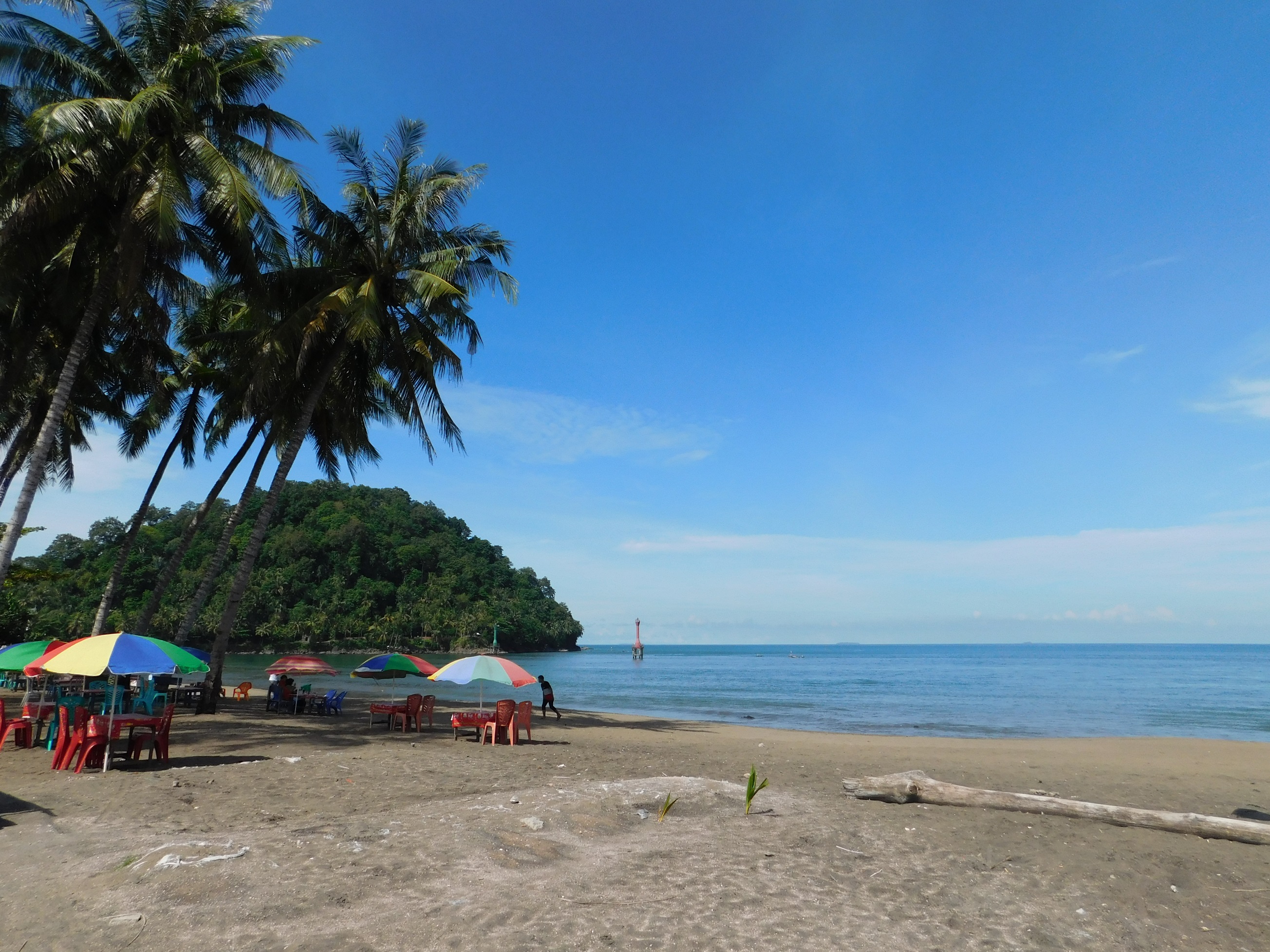 Gunuang Padang Dari Pantai Padang Jpg 590d9f73947e61800d4d3f59 Jpg