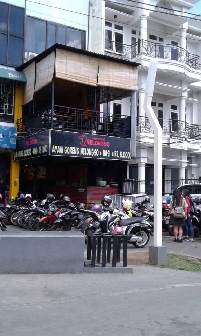 Kesuksesan Warung Ayam Nelongso Halaman All Kompasiana Com