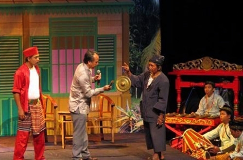 Hasil gambar untuk lenong