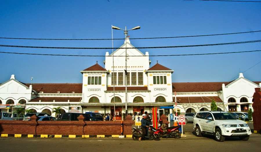 Angkutan Umum dari Stasiun Cirebon ke Majalengka oleh 