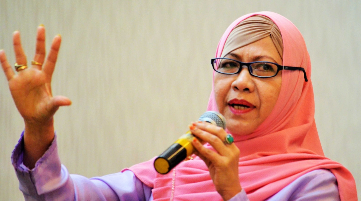 Sastrawati Sastri dalam Esai Sastra Halaman 1 Kompasiana com Sastrawati Sastri dalam Esai Sastra Halaman 1 Kompasiana com