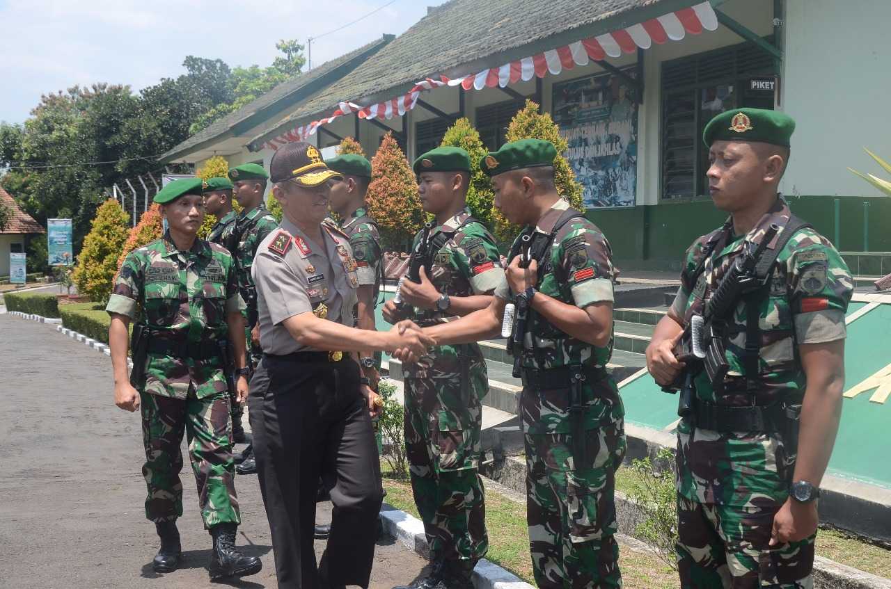 Sinergitas TNI-Polri Wujudkan Masyarakat Aman Dan Sejahtera ...