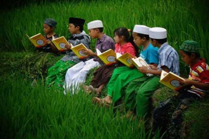 Mari Ajari Anak Usia Dini Mengaji Menggunakan Metode Ini Mari Ajari Anak Usia Dini Mengaji Menggunakan Metode Ini