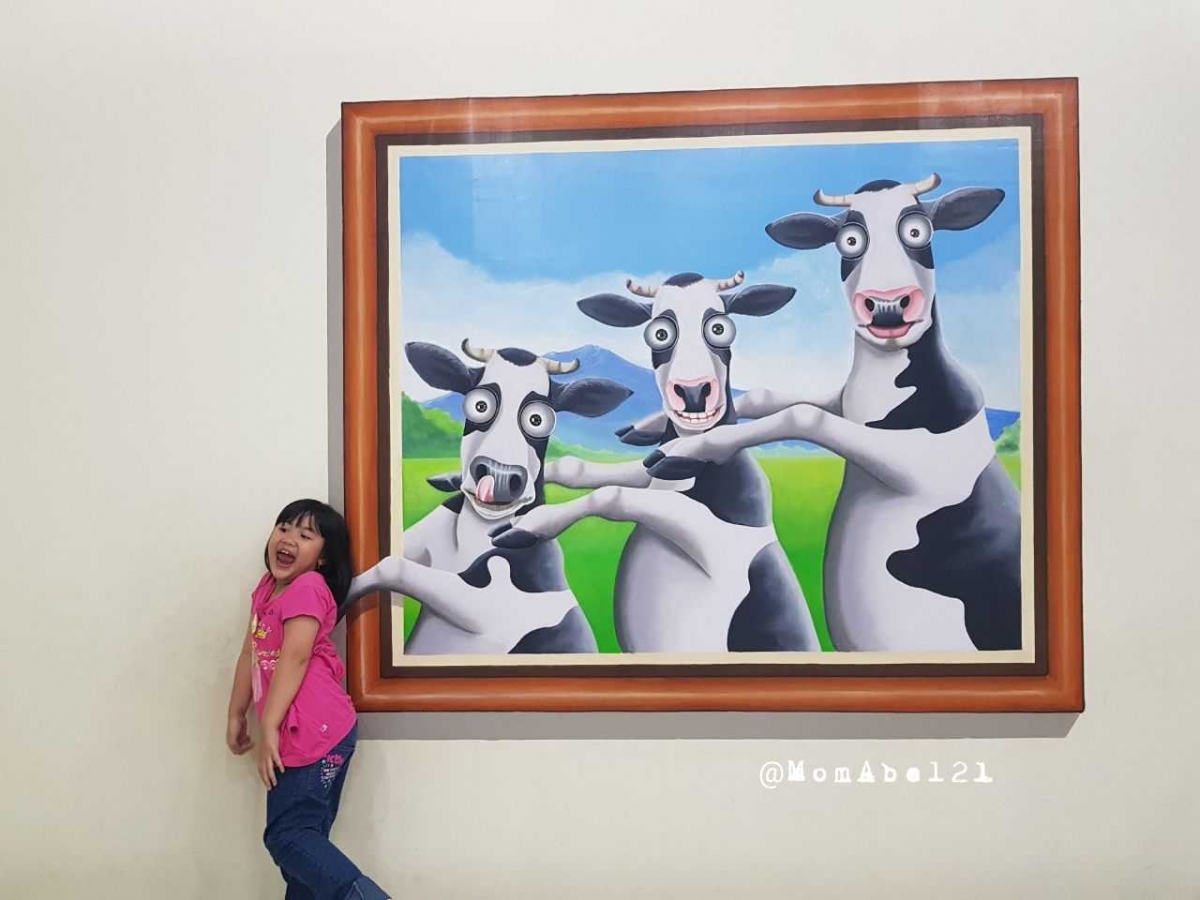 Seru Seruan Dengan Sapi Sapi Di Museum Lulu Oleh MomAbel Seru Seruan Dengan Sapi Sapi Di Museum Lulu Oleh MomAbel