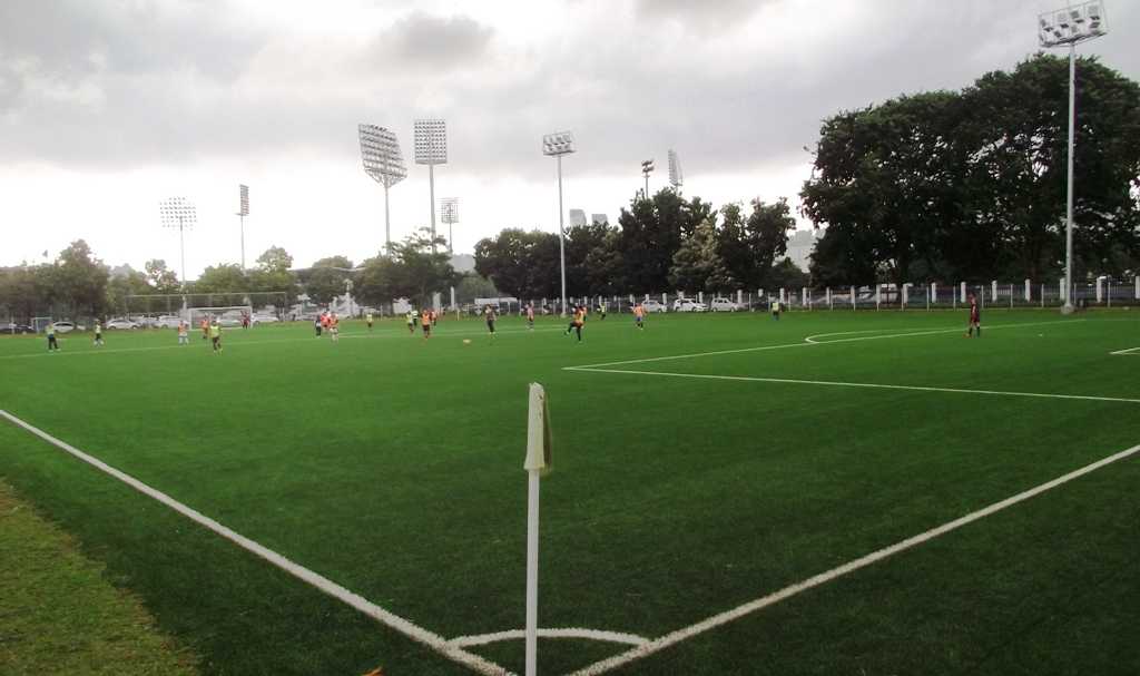 Merasakan Langsung Suasana Baru Lapangan Sepak Bola ABC Merasakan Langsung Suasana Baru Lapangan Sepak Bola ABC