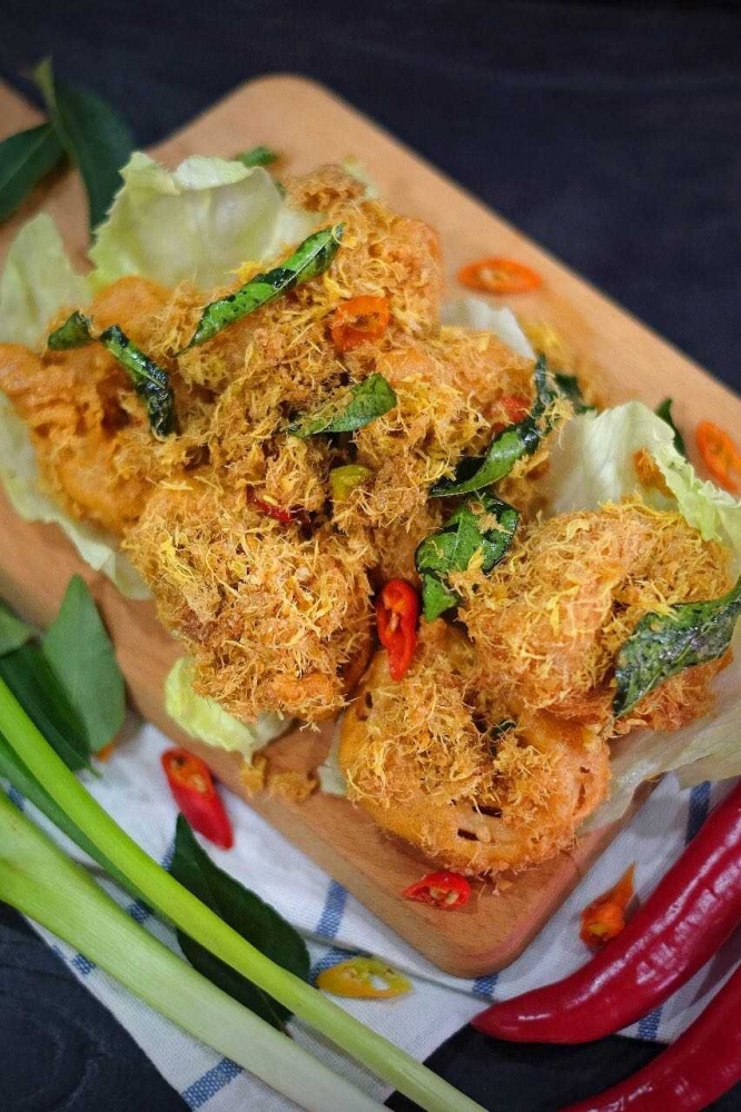 Mencicipi "Salted Egg Chicken" Resep Asli Negara Singapura Mencicipi "Salted Egg Chicken" Resep Asli Negara Singapura
