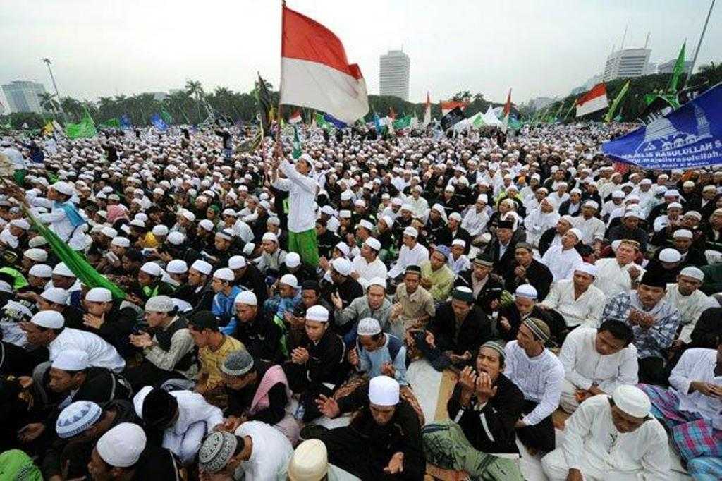 Pengaruh Islam Terhadap Lahirnya Lembaga Sosial Keagamaan Dan Politik Di Indonesia Halaman 1 Kompasiana Com