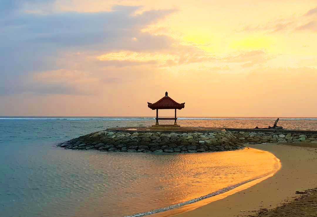 Keindahan Pesona Matahari Terbit di Pantai Sanur Bali Halaman all -  Kompasiana.com