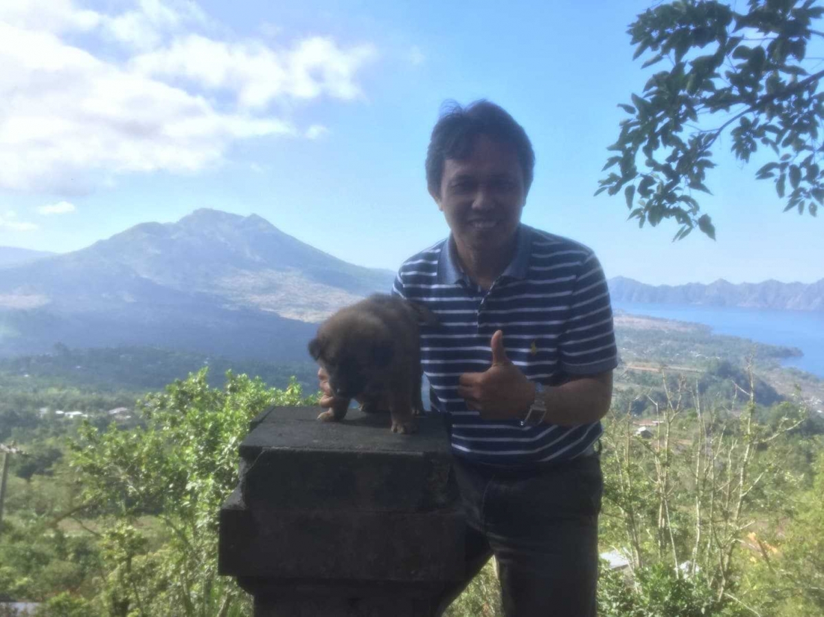 Anjing Kintamani Dari Habitat Lingkungan Danau Batur Yang Indah