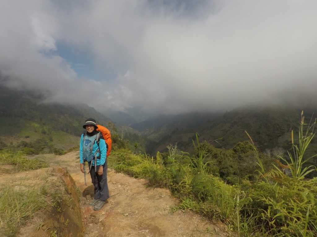 Perjalanan Menginjakkan Kaki Di Puncak Tertinggi Sulawesi Halaman 1 ...