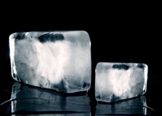 4 Bahaya Es Batu Pada Wajah Yang Harus Di Hindari Halaman 1 Kompasiana  4 Bahaya Es Batu Pada Wajah Yang Harus Di Hindari Halaman 1 Kompasiana