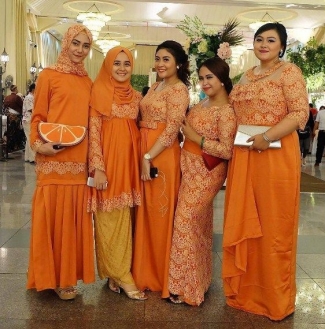 Featured image of post Model Gamis Pesta Untuk Orang Gemuk