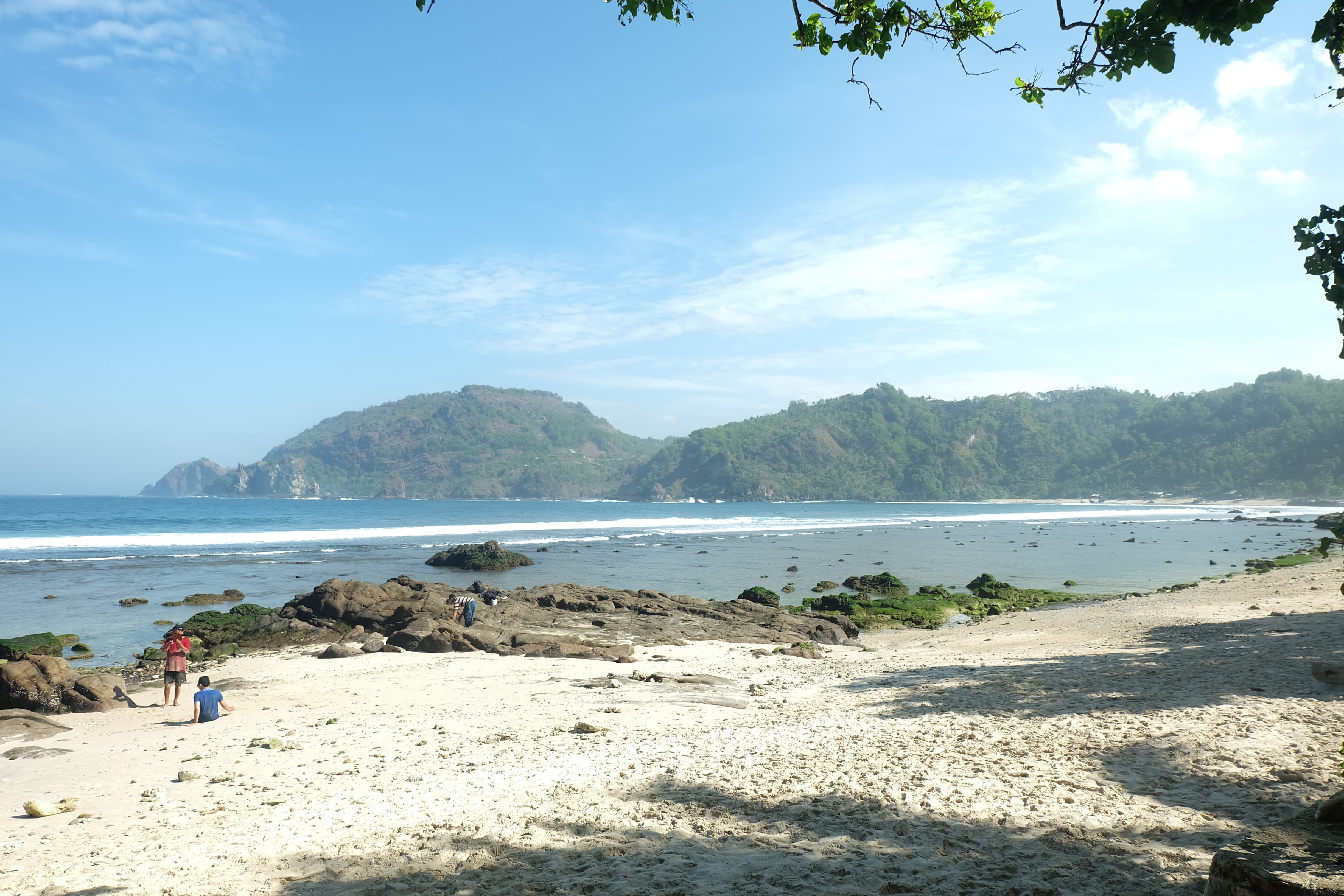 Pesona Pantai Wedi Ombo Gunung Kidul Halaman All