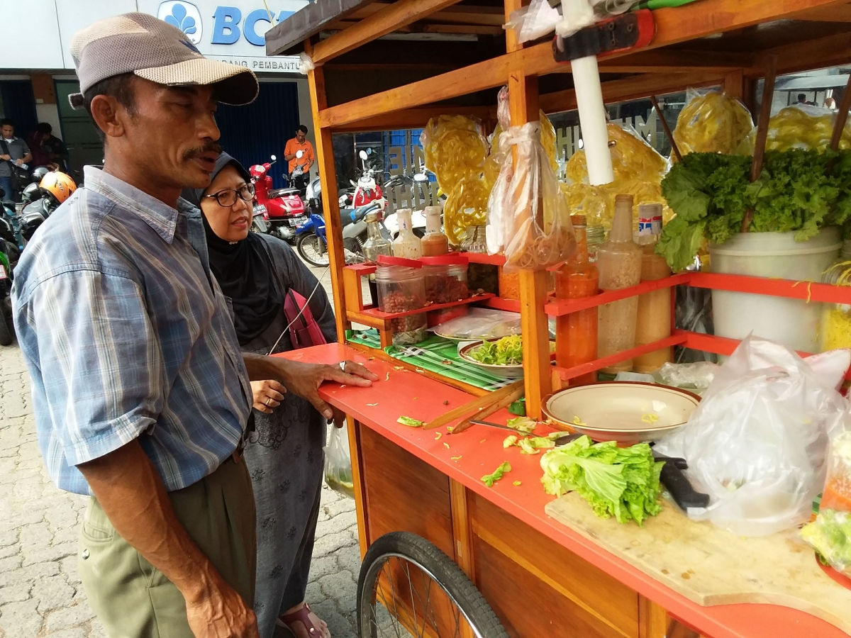 Rujak Juhi Dan Asinan Betawi Masih Diminati Kok Halaman All Kompasiana Com