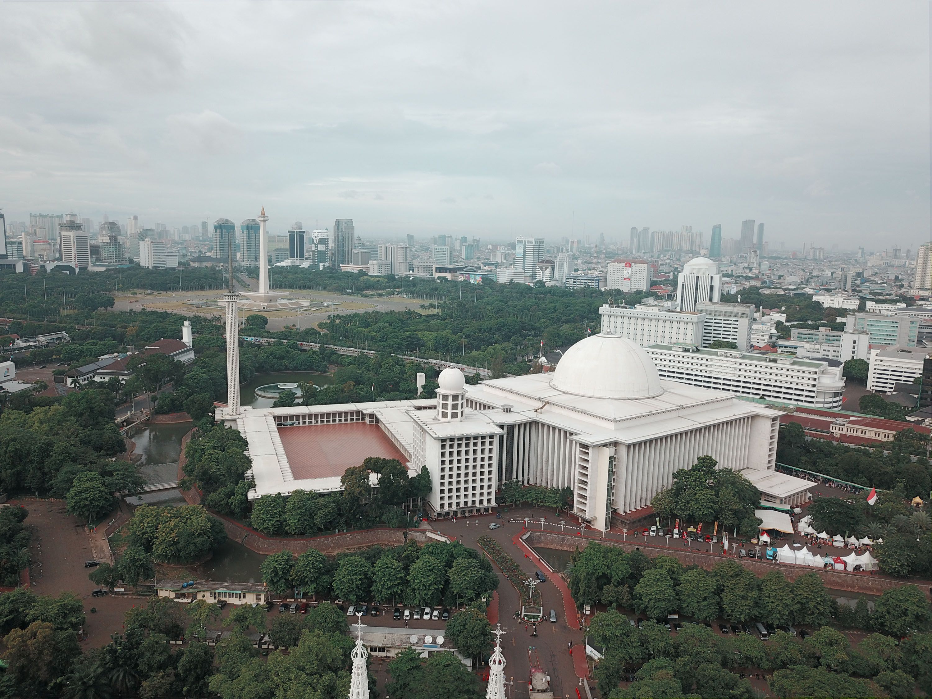 Mengenal Aturan Menerbangkan Drone di Jakarta oleh Innnayah Kompasiana