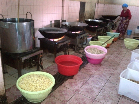 Tukang Masak Di Pesantren Pengabdian Tiada Henti Kompasiana Com