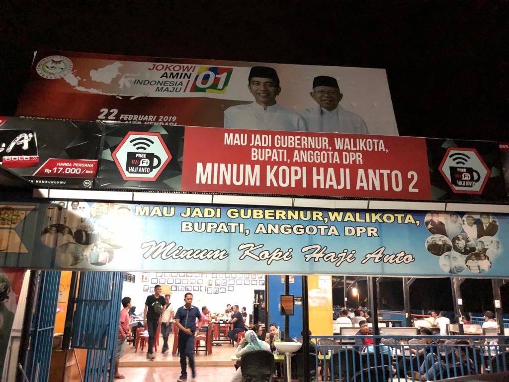 Desain Banner Warung Kopi Free Wifi - desain.ratuseo.com