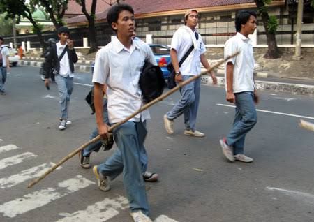 Mengatasi Masalah Kenakalan Remaja Di Lingkup Sekolah Kompasiana Com