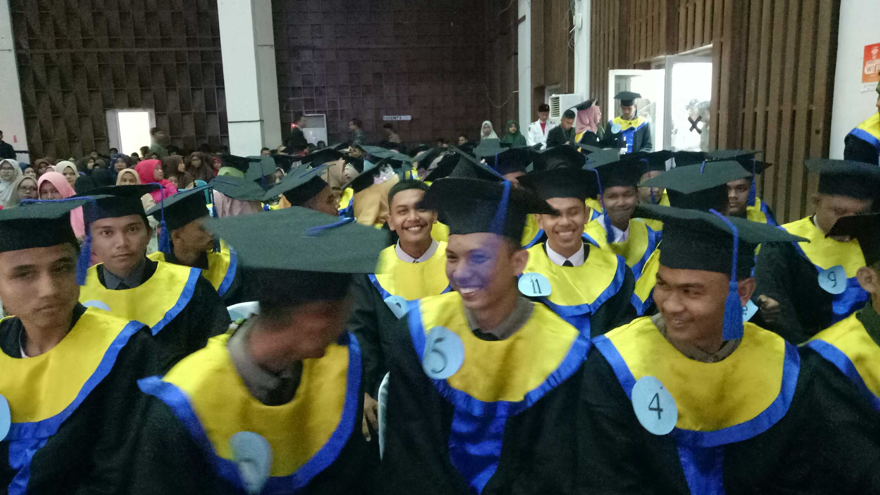 Sebanyak 80 Hafidz Quran Sman 12 Banda Aceh Di Wisuda