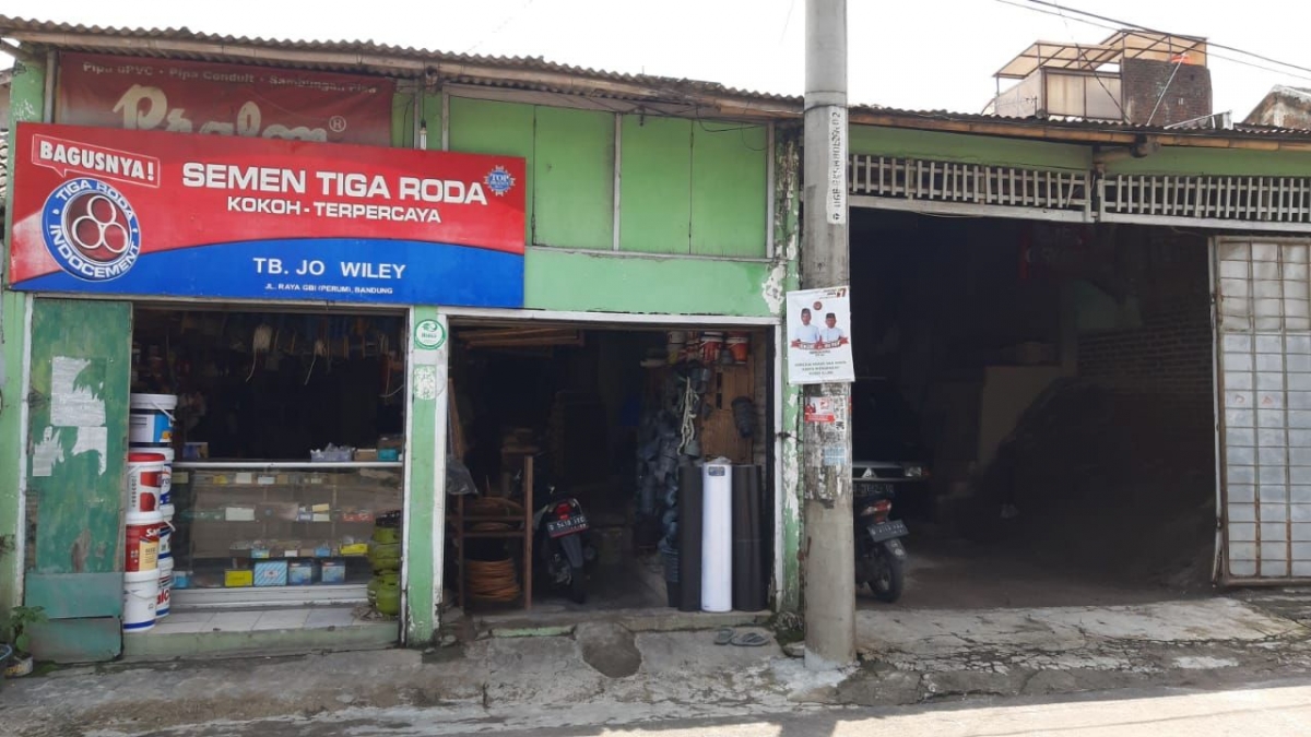 Banyak Pesaing Toko toko Kecil Penyedia Bahan Bangunan Banyak Pesaing Toko toko Kecil Penyedia Bahan Bangunan