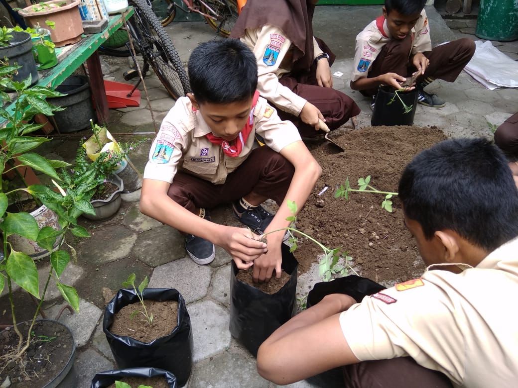  Motivasi  Belajar  Siswa Menurut  Para  Ahli  Cara Mengajarku