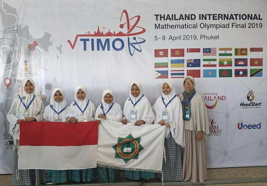 Smp Sma Ar Rohmah Putri Raih 6 Medali Olimpiade Matematika