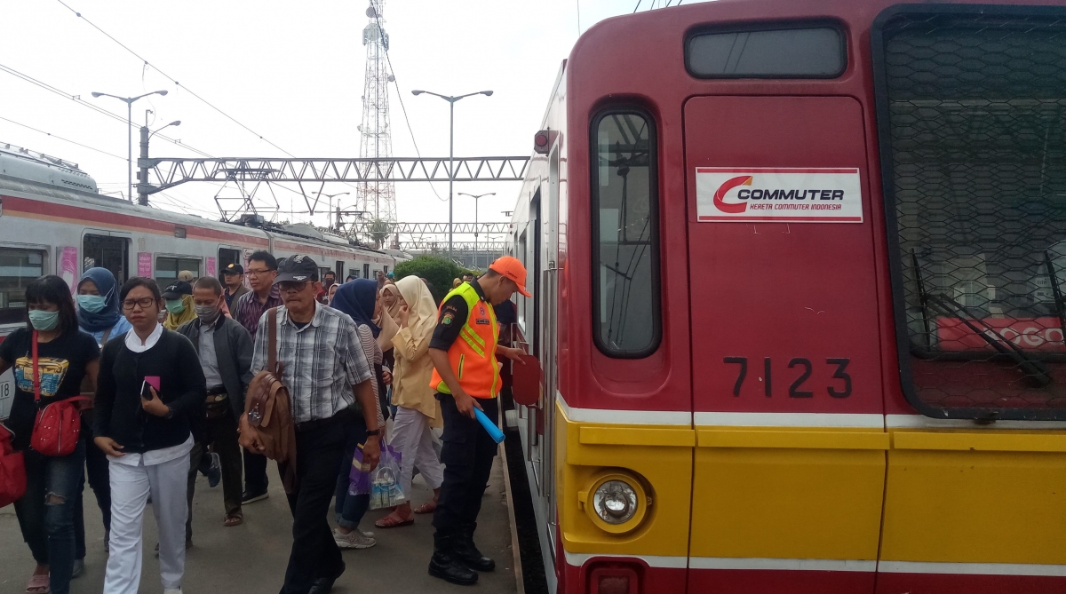 Commuter Line Bandung Terbaru Hal-hal yang Perlu Diketahui Penumpang Commuter Line Selama Libur